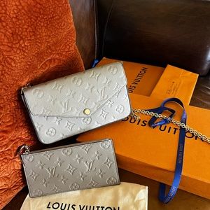 Louis Vuitton Woc in color turtle dove comes with zipper pouch authentic